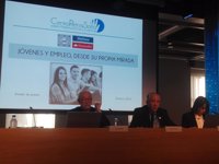 Un 53% de jóvenes españoles cree que tendrá que emigrar por trabajo en los próximos años