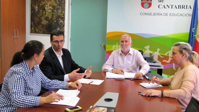 Reunión Consejería de Cultura-Ayuntamiento de Laredo