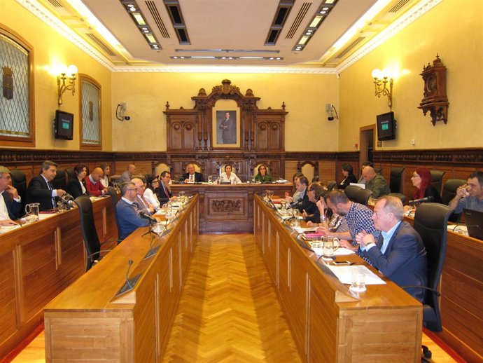 Pleno en el Ayuntamiento de Gijón.