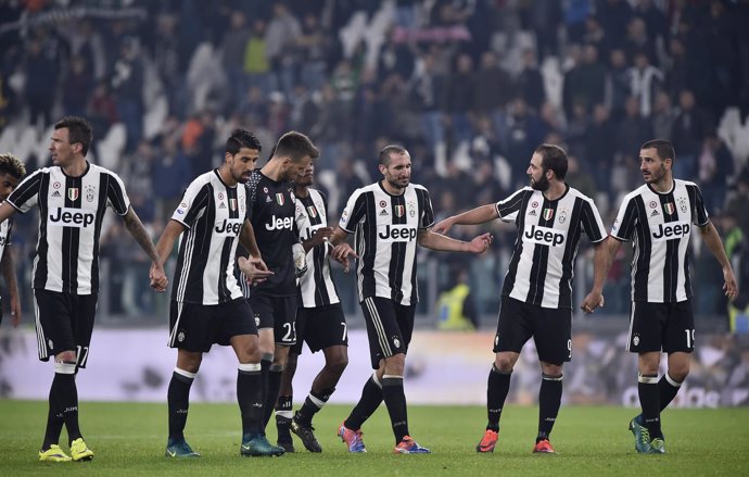 La Juventus de Turín sigue líder en la Serie A