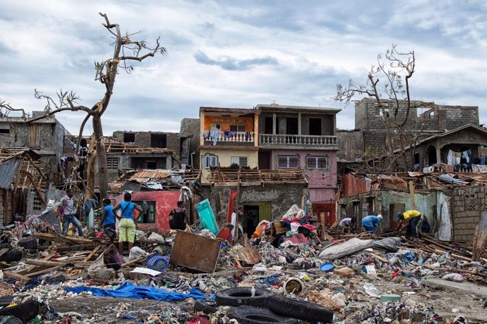 Destrozos en Haití tras el paso del huracán 'Matthew'
