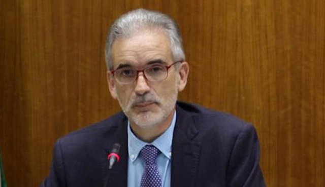 El consejero de Salud, Aquilino Alonso, en comparecencia parlamentaria