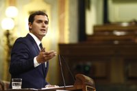 Rivera vigilará que Rajoy cumpla lo firmado y recuerda a Iglesias que golpe de Estado fue el de Tejero