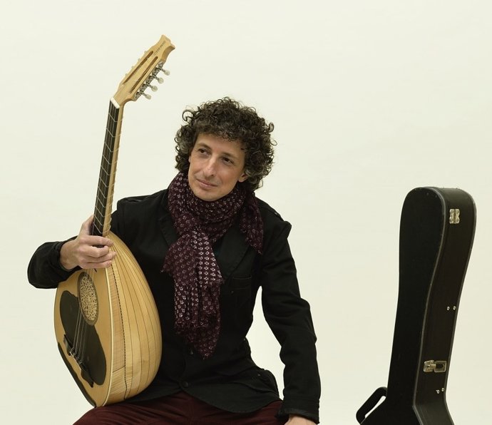 El músico Eduard Iniesta