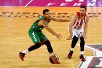 Baskonia se queda sin premio en un duelo de altura