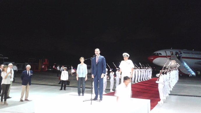 El rey Felipe llega a Colombia para participar en la XXVV Cumbre Iberoamericana