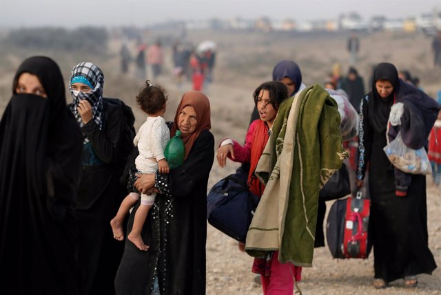 Desplazados cerca de Mosul