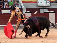 Familia de Víctor Barrio se querella contra el profesor valenciano