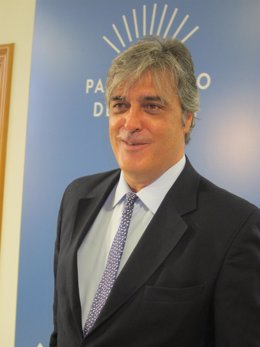 Pedro Puy tras reunirse con el presidente del Parlamento