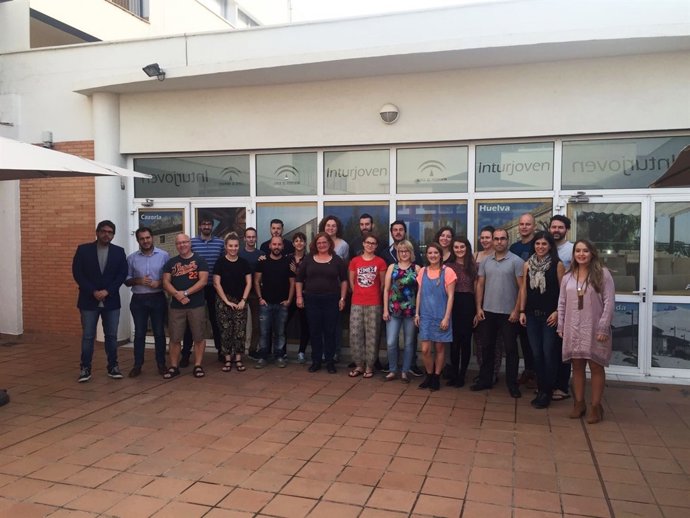 Una jornadas analizan propuestas para mejorar servicios de información juvenil