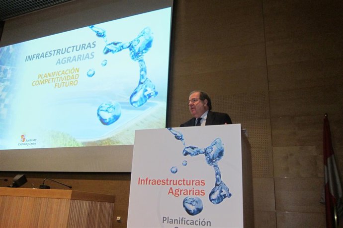 Herrera presenta el nuevo mapa de infraestructuras agrarias 