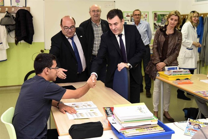 FOTOS: ROMÁN RODRÍGUEZ FELICITA O CEE JUAN MARÍA POR SER UN EXEMPLO EN INNOVACIÓ