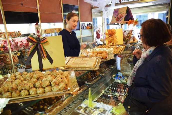 La Bombonera Oro de Zaragoza, lleva haciendo 'huesitos' desde 1902.
