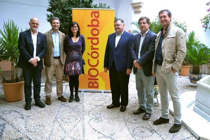 Autoridades durante la presentación de BioCórdoba 2016