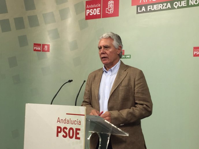 Francisco Menacho, senador del PSOE por Andalucía