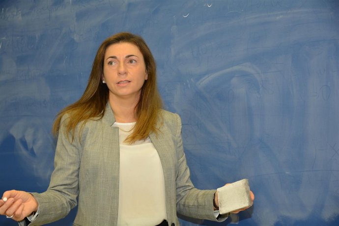 La profesora de la UPCT Aurora Martínez