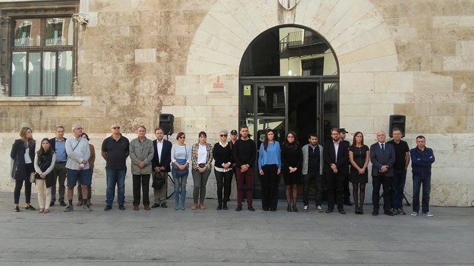 El Consell y los grupos políticos condenan los asesinatos de Calpe y Chella