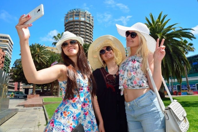 Turistas en Las Palmas de Gran Canaria