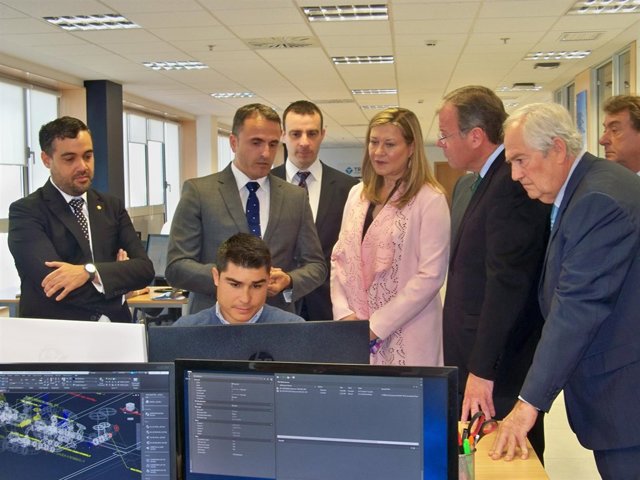 Pilar del Olmo visita la empresa Tresca en el Parque Tecnológico de León