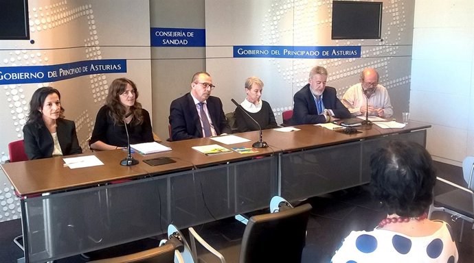 Rueda de prensa sobre el proyecto 'Effichronic' de la Consejería de Sanidad.