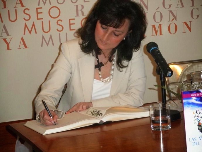 La escritora María del Carmen Aranda