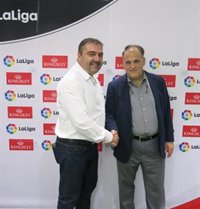 LaLiga firma en Sudáfrica un acuerdo de patrocinio con la marca de bebidas 'Kingsley'