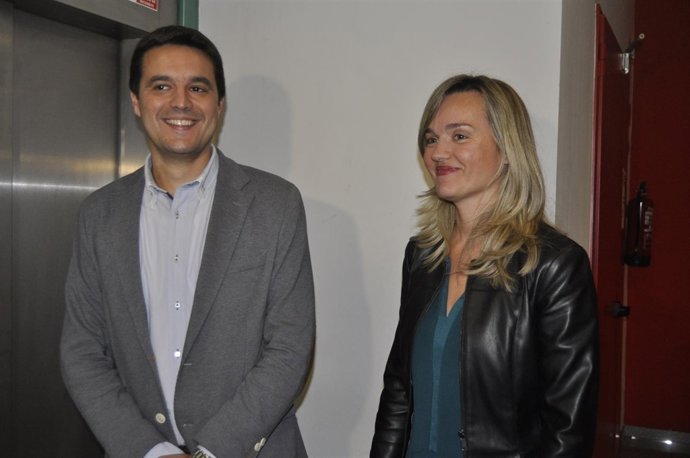 Pilar Alegría y Óscar Galeano (PSOE).