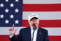 Un periódico del Ku Klux Klan respalda a Trump como presidente de EEUU