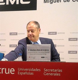 El rector de Vigo y presidente de CRUE-Secretarías Generales, Salustiano Mato