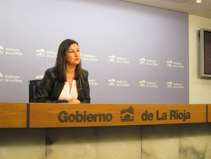 La directora general de Empleo Cristina Salinas analiza desempleo octubre