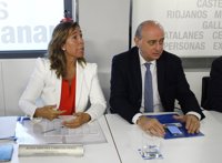 Sánchez Camacho no descarta que Fernández Díaz repita: "Rajoy le valora, y mucho"