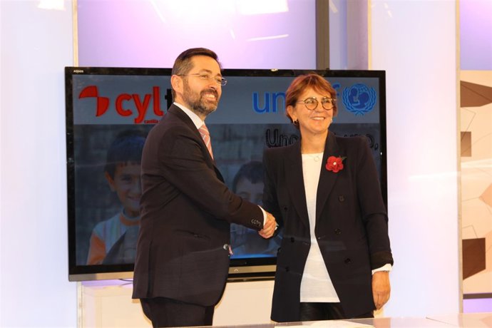 Responsables de RTVCyL y Unicef. 