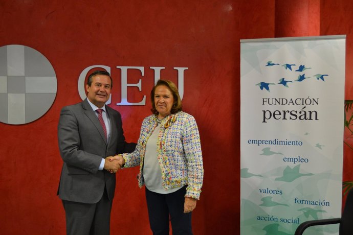 Firma de convenio entre Fundación Persán y San Pablo CEU Andalucía