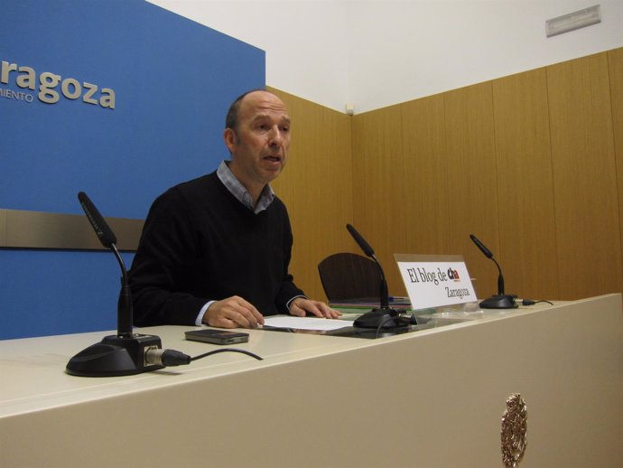 El portavoz de CHA en el Ayuntamiento de Zaragoza, Carmelo Asensio