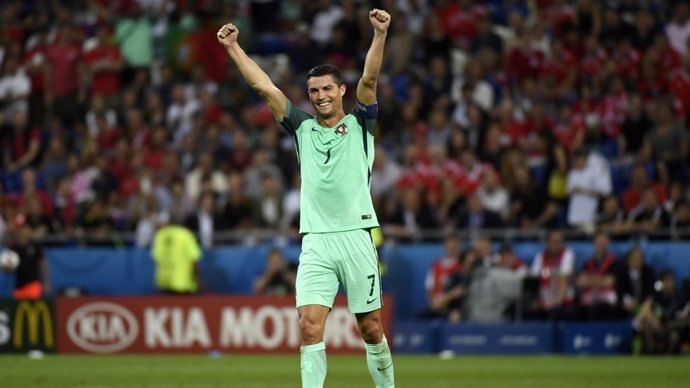 Cristiano Ronaldo celebra el pase con Portugal a la final de la Eurocopa 2016