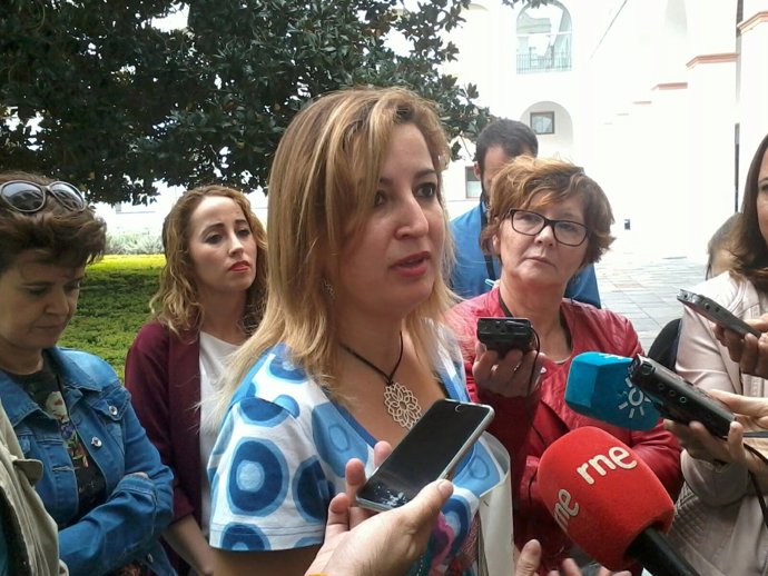 Carmen Lizárraga, hoy ante los medios