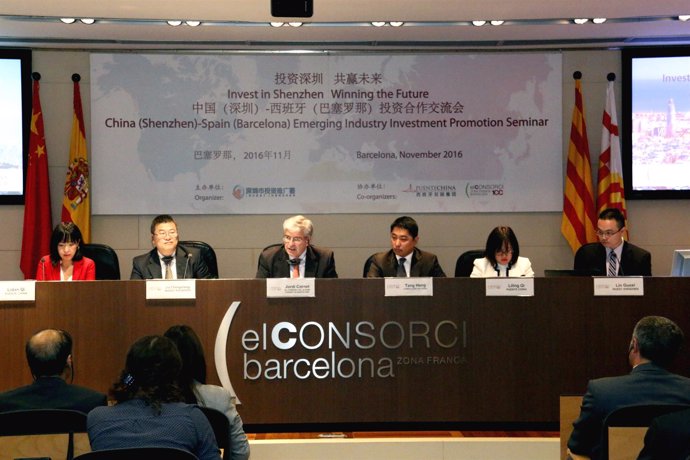 J.Conet, T.Heng, L.Qi y J.Changshen, entre otros socios chinos