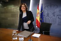 Santamaría y Guindos reforzados, Cospedal ocupará Defensa, Zoido Interior, Dastis Exteriores y Nadal Energía
