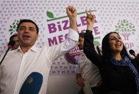 Turquía detiene a los colíderes del prokurdo HDP y nueve parlamentarios del partido