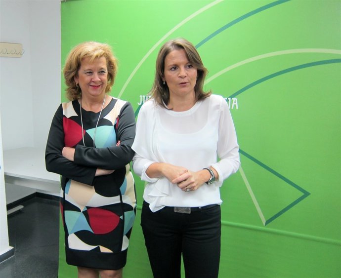 Cobo (d) informa sobre la reunión del Foro Provincial de la Inmigración.