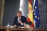 Méndez de Vigo dice que Rajoy se reunirá con Puigdemont cuando la "agenda lo permita"