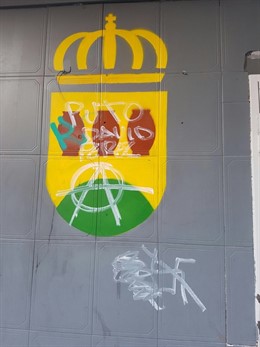 Pintadas contra David Pérez en la sede de C's de Alcorcón