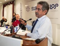 Revilla defiende frente común de países del sur contra la "política de recortes" de la UE