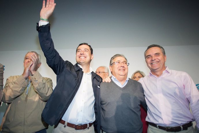 Juanma Moreno, Juan Ignacio Zoido y Juan Bueno en un acto del PP