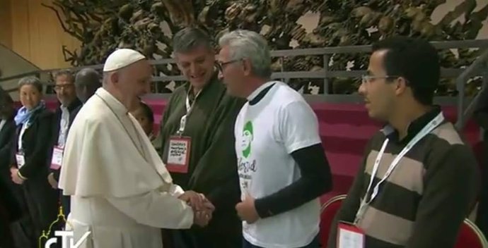 Diego Cañamero saluda al Papa Francisco
