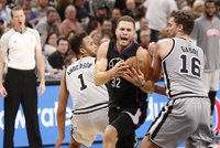 Ibaka y Abrines se imponen; Pau Gasol, Rodríguez, Juancho y Mirotic caen