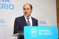 PP acusa al Gobierno de subir impuestos para "compensar su despilfarro"