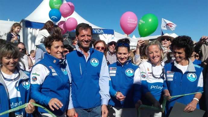 Las mujeres protagonistas de la travesía este domingo en Valencia