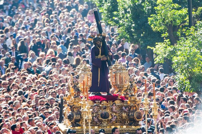 Traslado del Señor del Gran Poder en Sevilla
