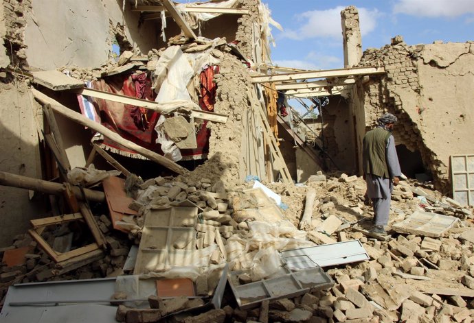 Bombardeo de EEUU en un barrio de Kunduz, Afganistán